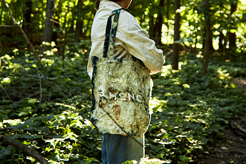 HELENA ELSTON ON MYCELIUM FOR REGENERATIVE TEXTILE DESIGN