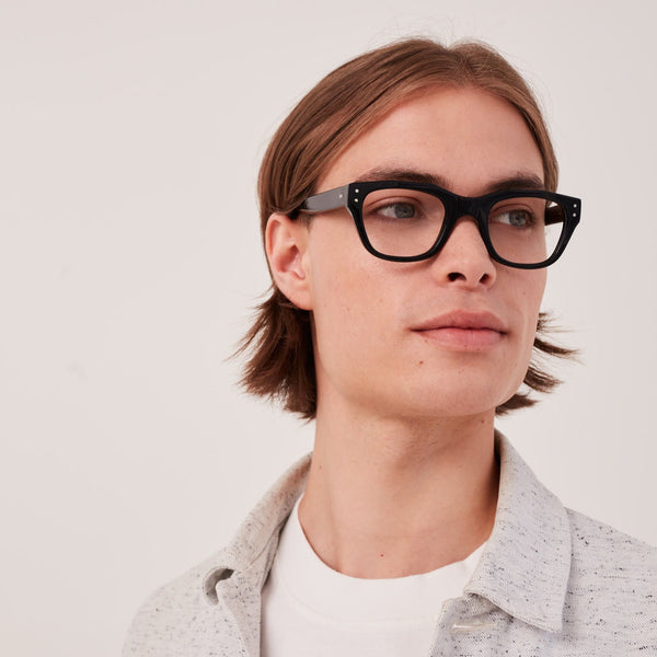 GRACIA_SPECTACLES_BLACK__220_cd3e82d0-5178-413a-ae6e-76f9aeb6924a.jpg