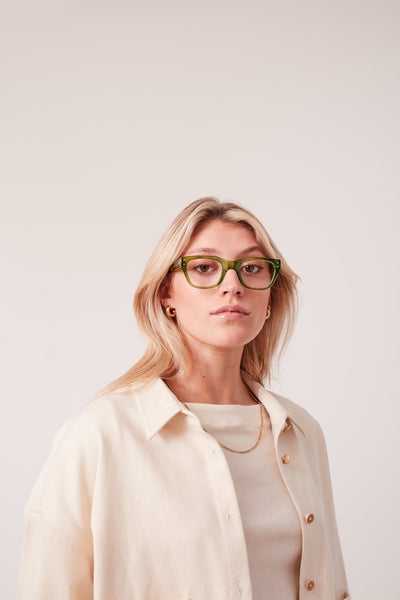 GRACIA_SPECTACLES_BOTTLEGREEN__220_619c478d-f3ba-4b52-add3-9756253c293e.jpg
